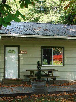 Cabins And Campground At Cultus Lake Park Hotel Chilliwack Luaran gambar
